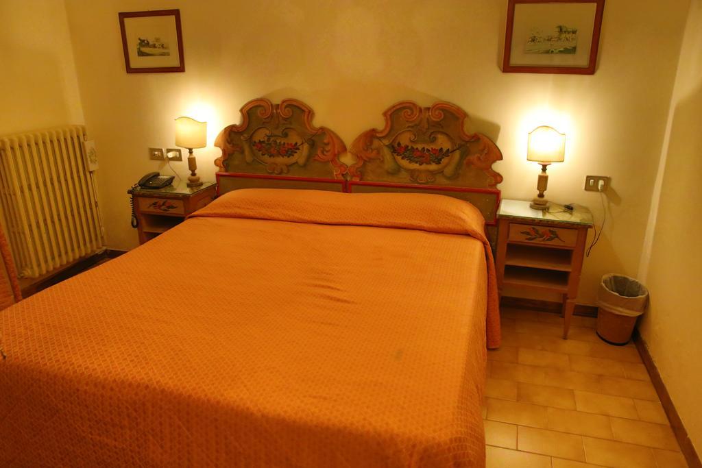 Hotel Villa Le Rondini Florence Ngoại thất bức ảnh